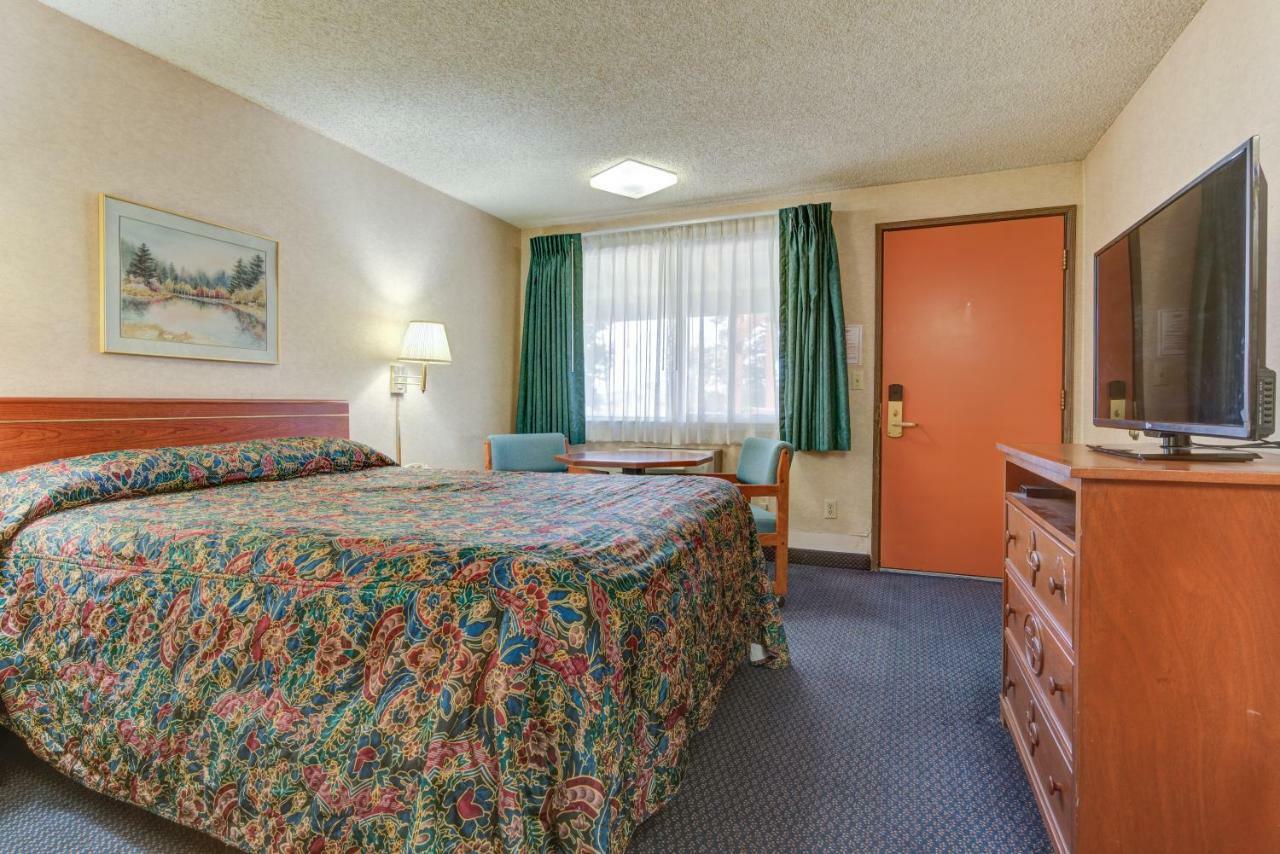 Redmond Inn Exteriér fotografie